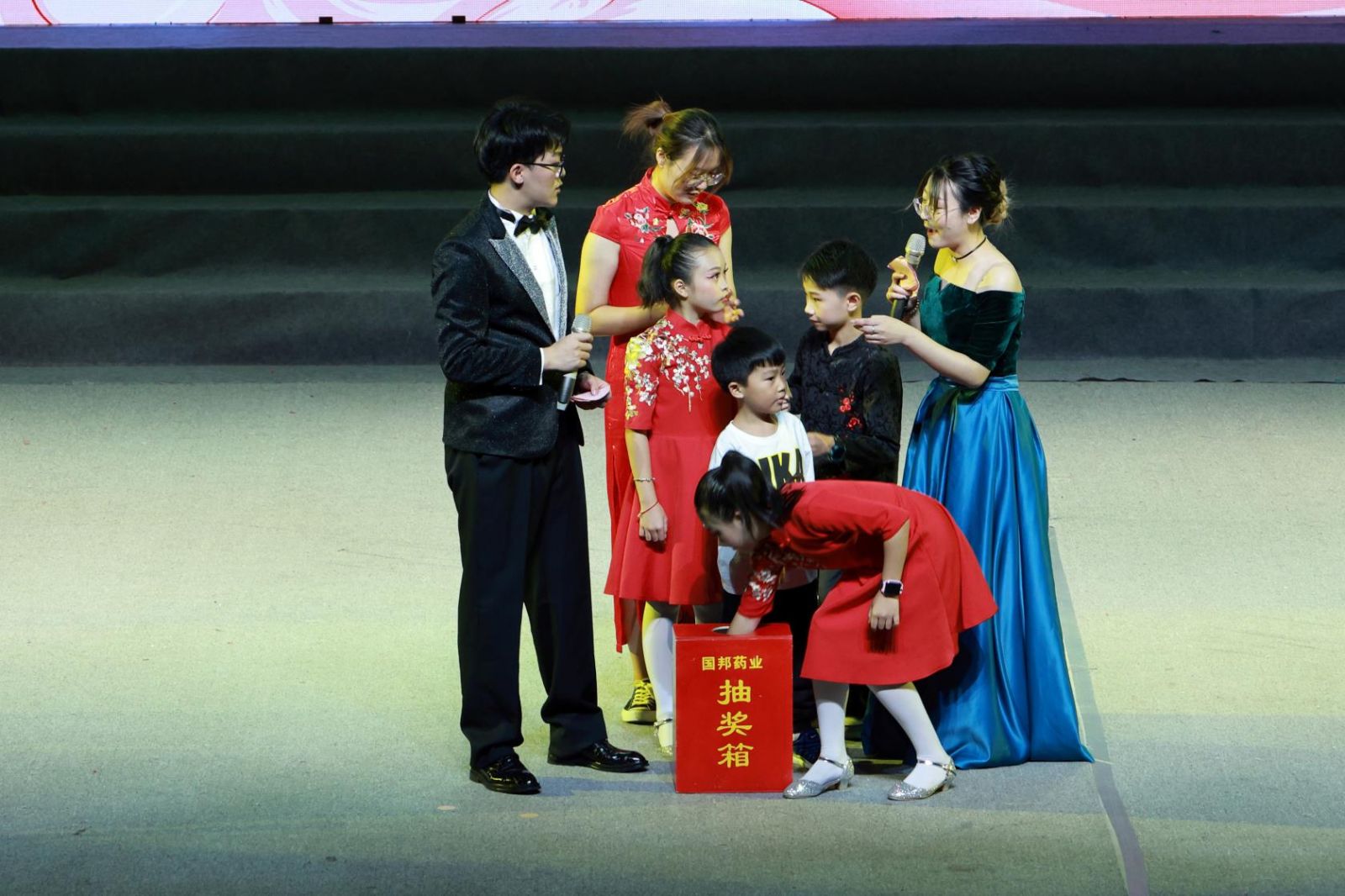 尊时凯龙·(中国区)人生就是搏!