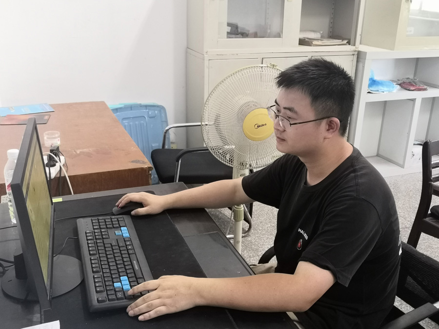 2022年度尊龙凯时·(新)人生就是搏!医药优异科技斗争者——雷智斌